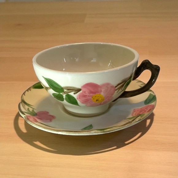 Vintage Franciscan Desert Rose Tea Cup with Saucer USA Coffee Mug Set - Picture 8 of 8